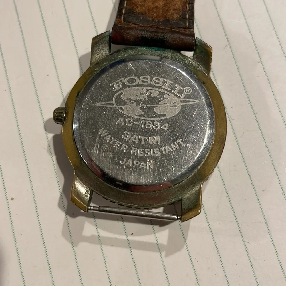 Fossil tachymetre watch with date